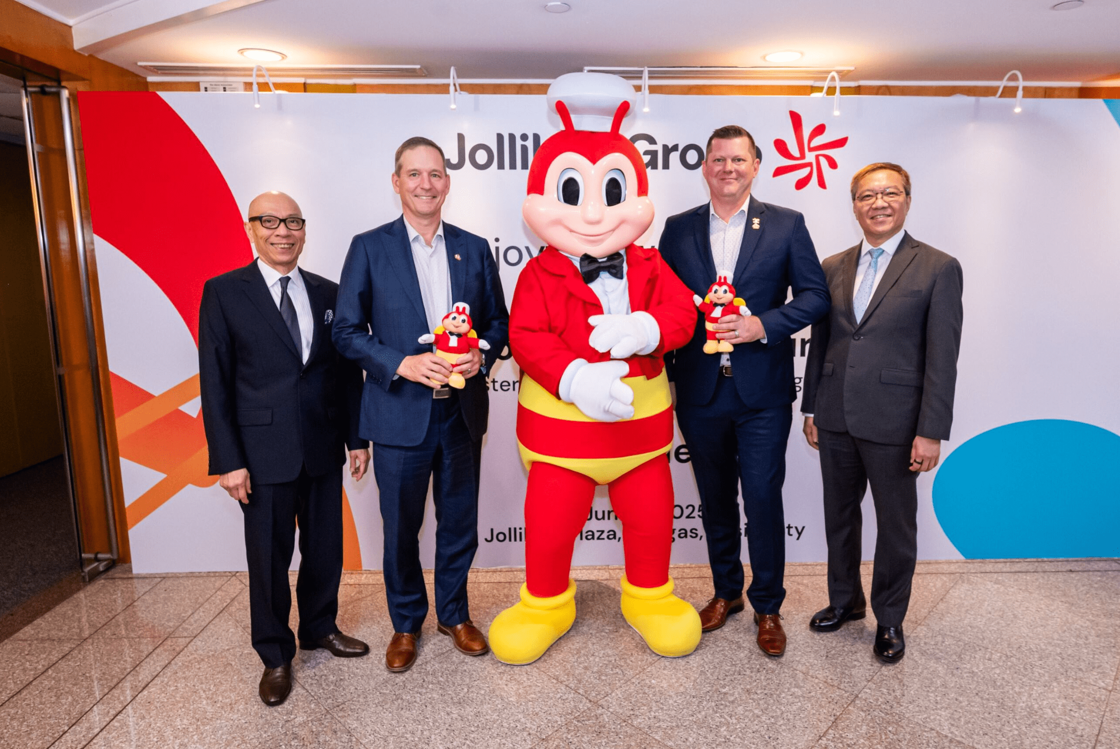 Alberta Agriculture Minister Visits Jollibee Group to Explore Business Expansion Opportunities in Canada thumbnail